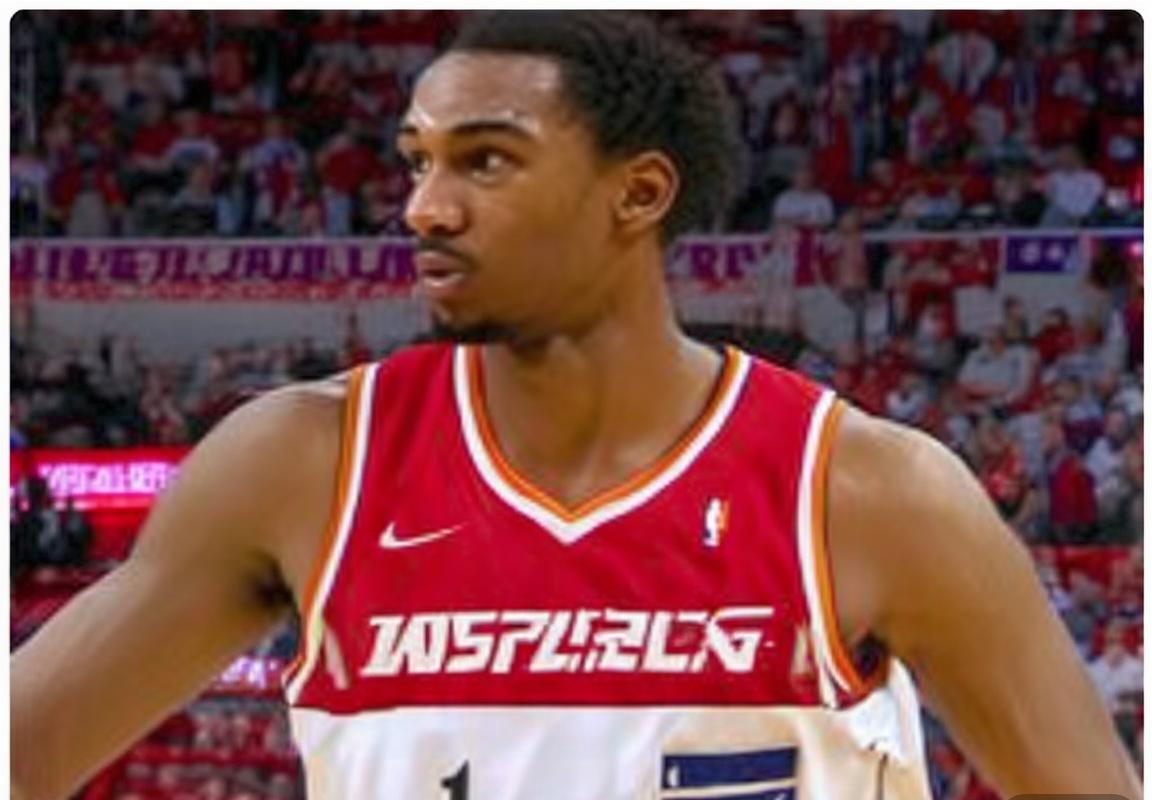 火箭队年轻球星场均25分6篮板5助攻爆发，奇才交易放走全明星潜力核心引热议